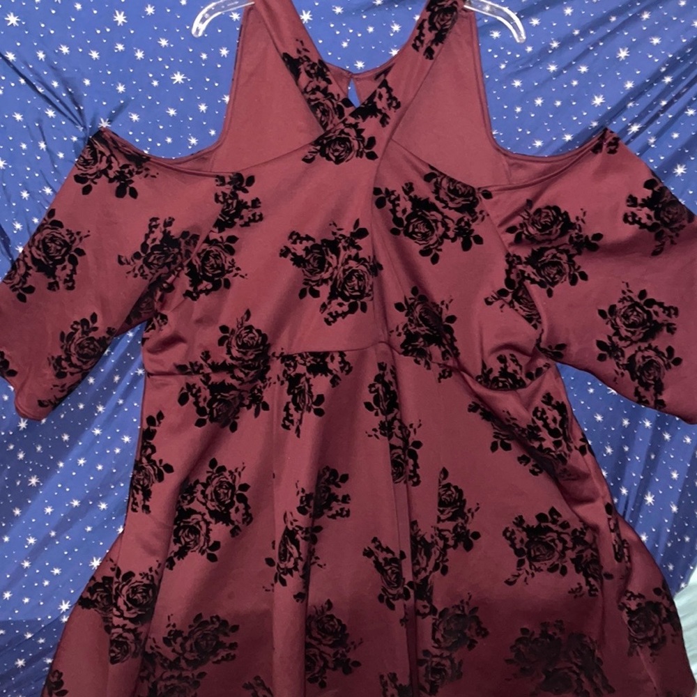 Never been worn burgundy cold shoulder halter dress